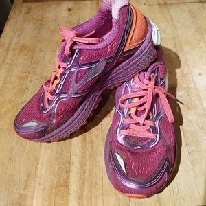 Brooks running shoes